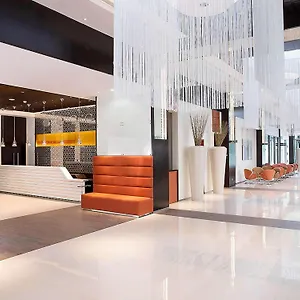 3* Otel Ibis One - World Trade Centre